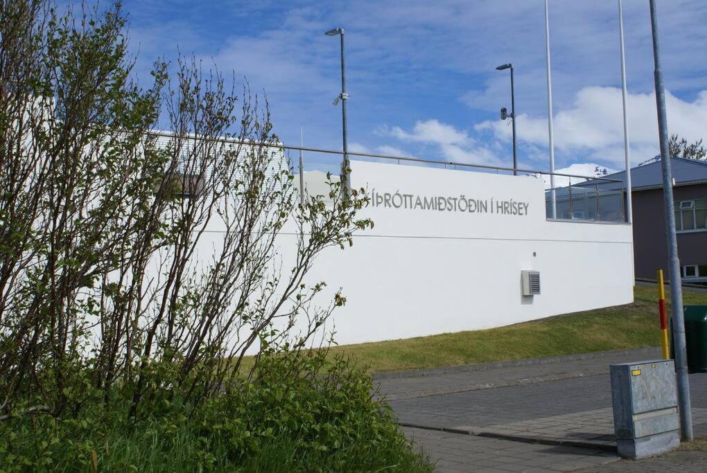 Ásgarður Hrisey Bagian luar foto